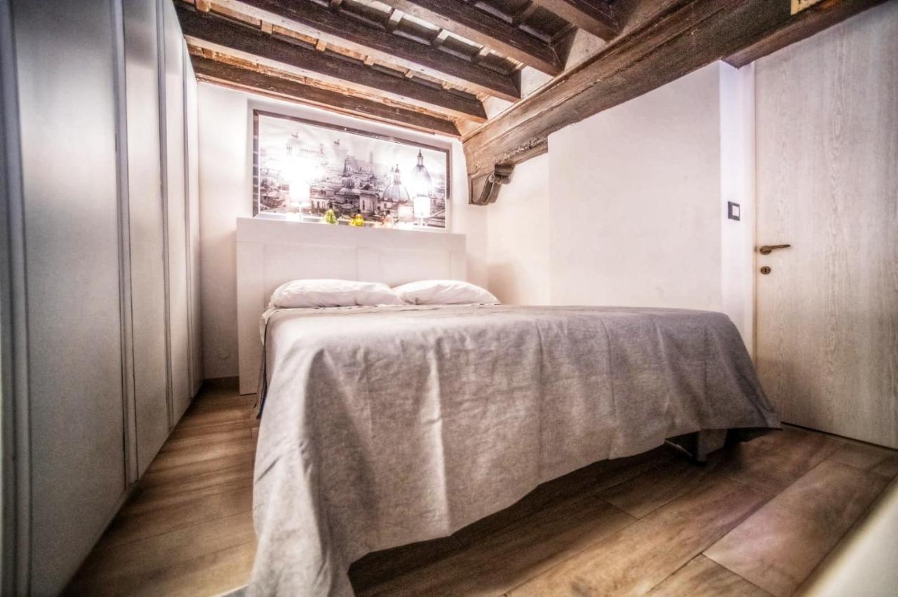 Rione VI Loft Apartment โรม ภายนอก รูปภาพ