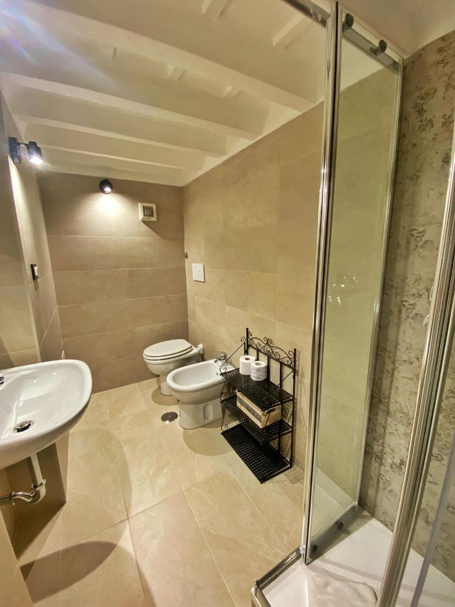 Rione VI Loft Apartment โรม ภายนอก รูปภาพ
